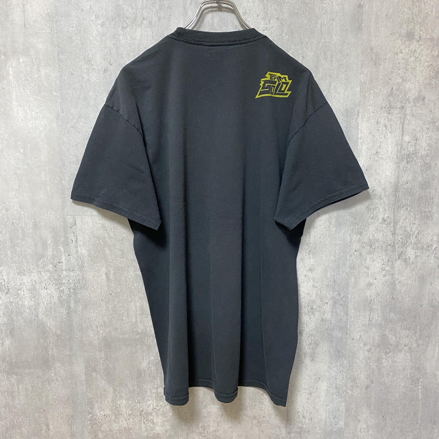 古着 used　半袖プリントTシャツ　黒　ブラック　レトロ　デザイン　個性的　クルーネック　春夏服　Lサイズ