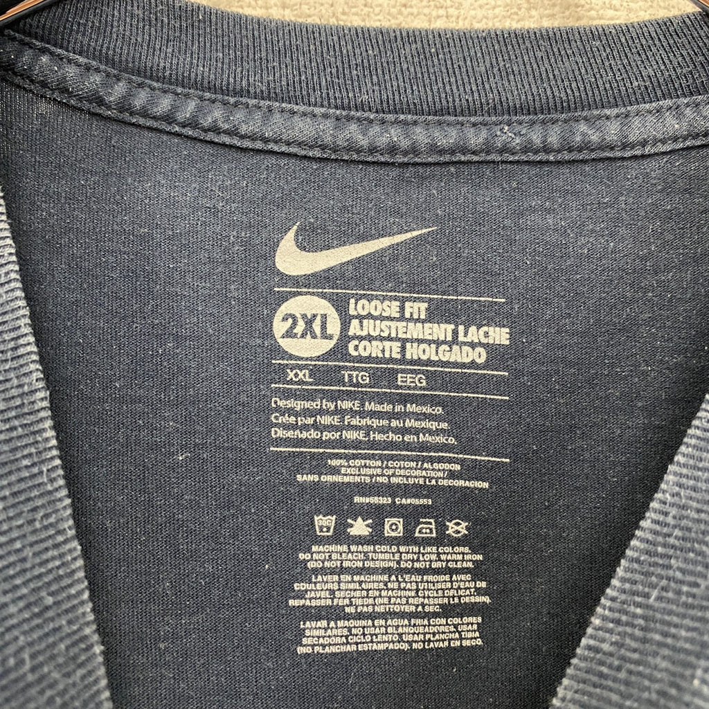 NIKE　ナイキ　半袖プリントTシャツ　紺　ネイビー　２XLサイズ