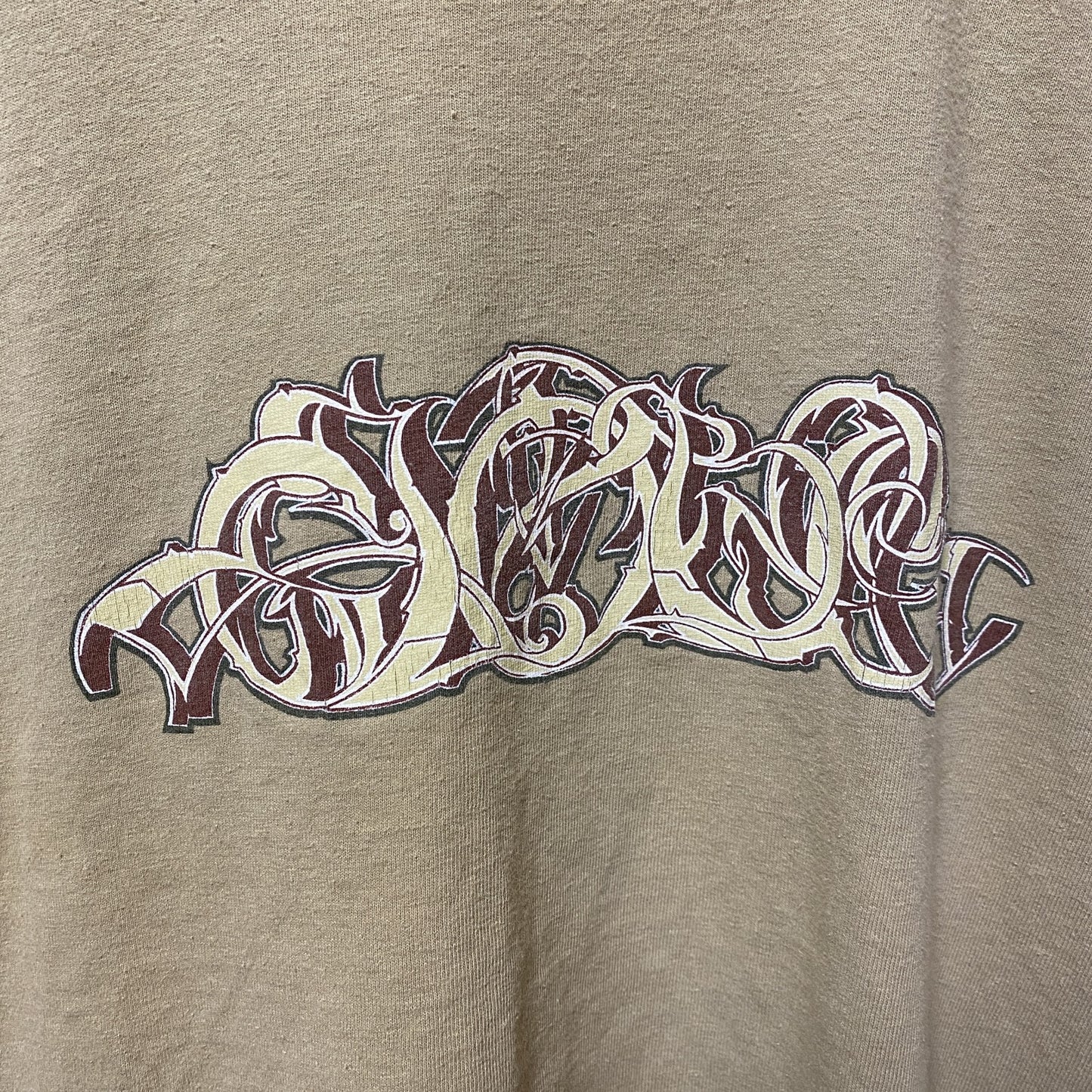 古着 used　半袖カレッジプリントTシャツ　バックプリント　キャメル色　個性的　クルーネック　オーバーサイズ　XLサイズ