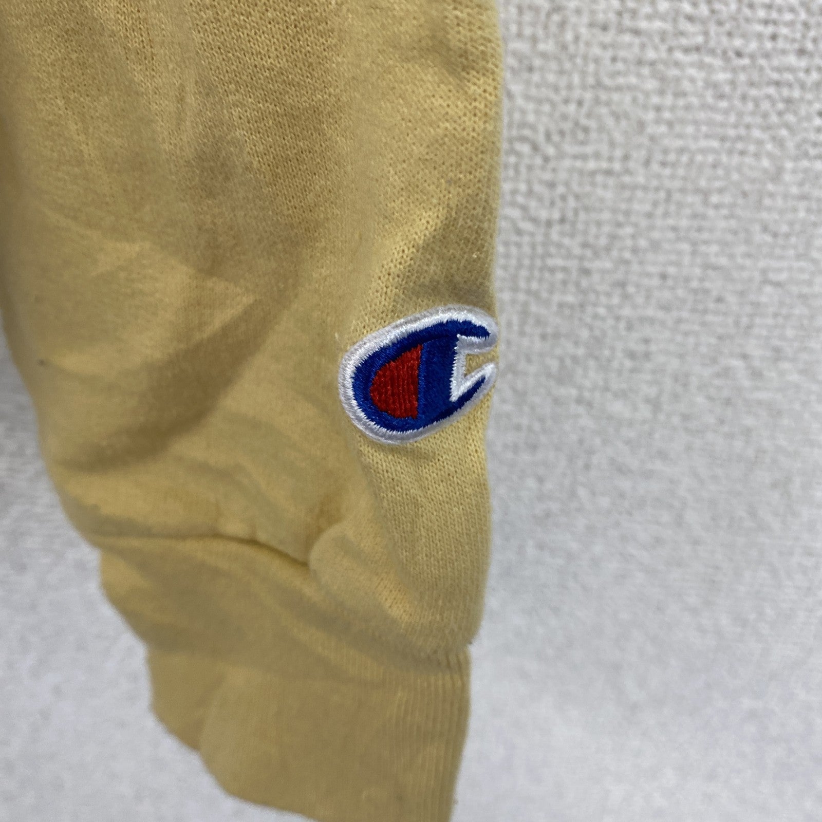 champion　チャンピオン　スウェットパーカー/フーディー　黄色　イエロー　Sサイズ