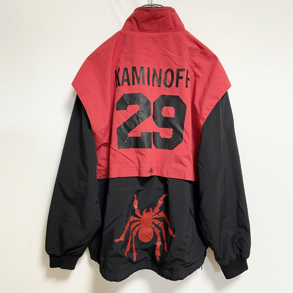 古着 used　長袖ワンポイント刺繍ナイロンジャケット　ライトアウター　バックプリント　レトロ　背番号　蜘蛛　赤　黒　XLサイズ