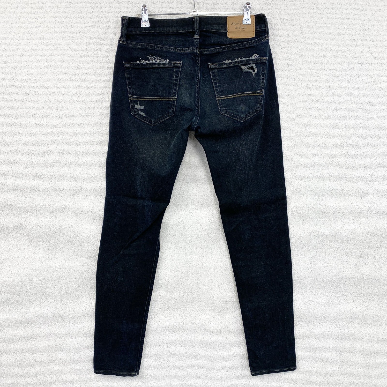 Abercrombie&Fitch　アバクロンビー&フィッチ　デニムパンツ/ジーンズ　ジップフライ　インディゴ　W30サイズ
