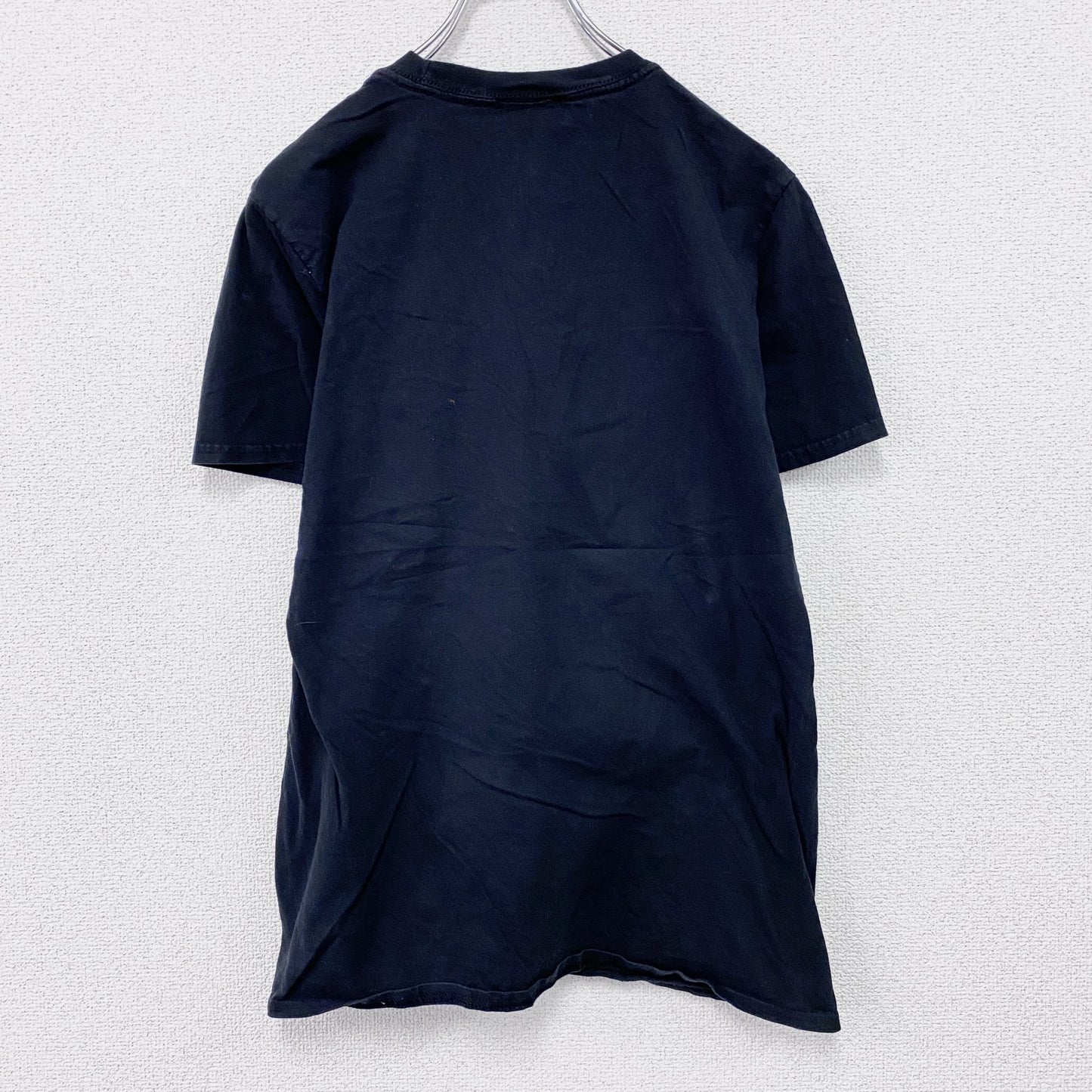 GILDAN　THE DARK KNIGHT　ダークナイト　バットマン　ジョーカー　半袖プリントTシャツ　ムービーT　黒　ブラック　Mサイズ