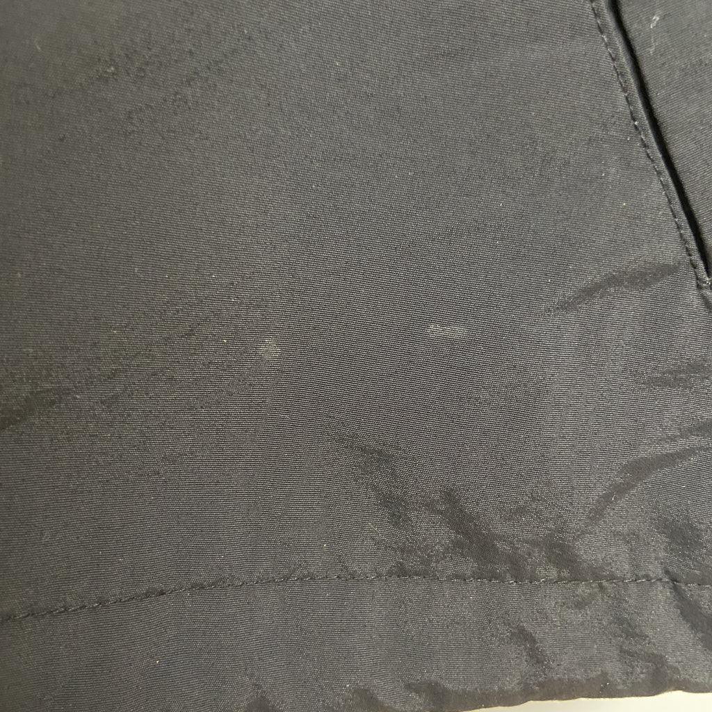 古着 used　長袖ワンポイント刺繍ナイロンジャケット　ライトアウター　バックプリント　レトロ　背番号　蜘蛛　赤　黒　XLサイズ