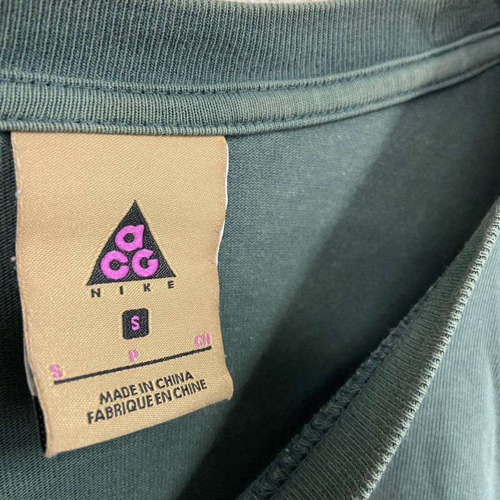 NIKE acg　ナイキエーシージー　長袖プリントTシャツ/ロンT　緑　グリーン　Sサイズ