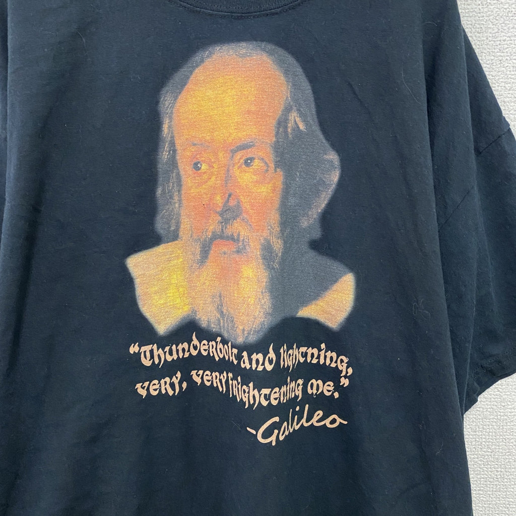GILDAN　ギルダン　Galileo Galilei　ガリレオガリレイ　半袖プリントTシャツ　人物T　黒　ブラック　XLサイズ