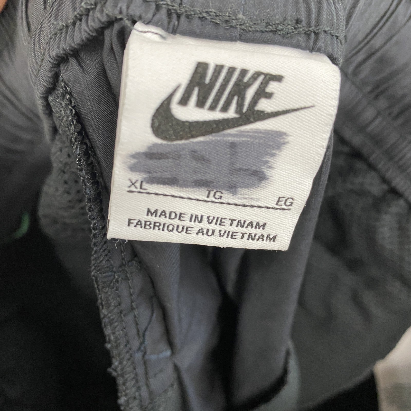 NIKE　ナイキ　ハーフパンツ/ショートパンツ　黒　ブラック　XLサイズ