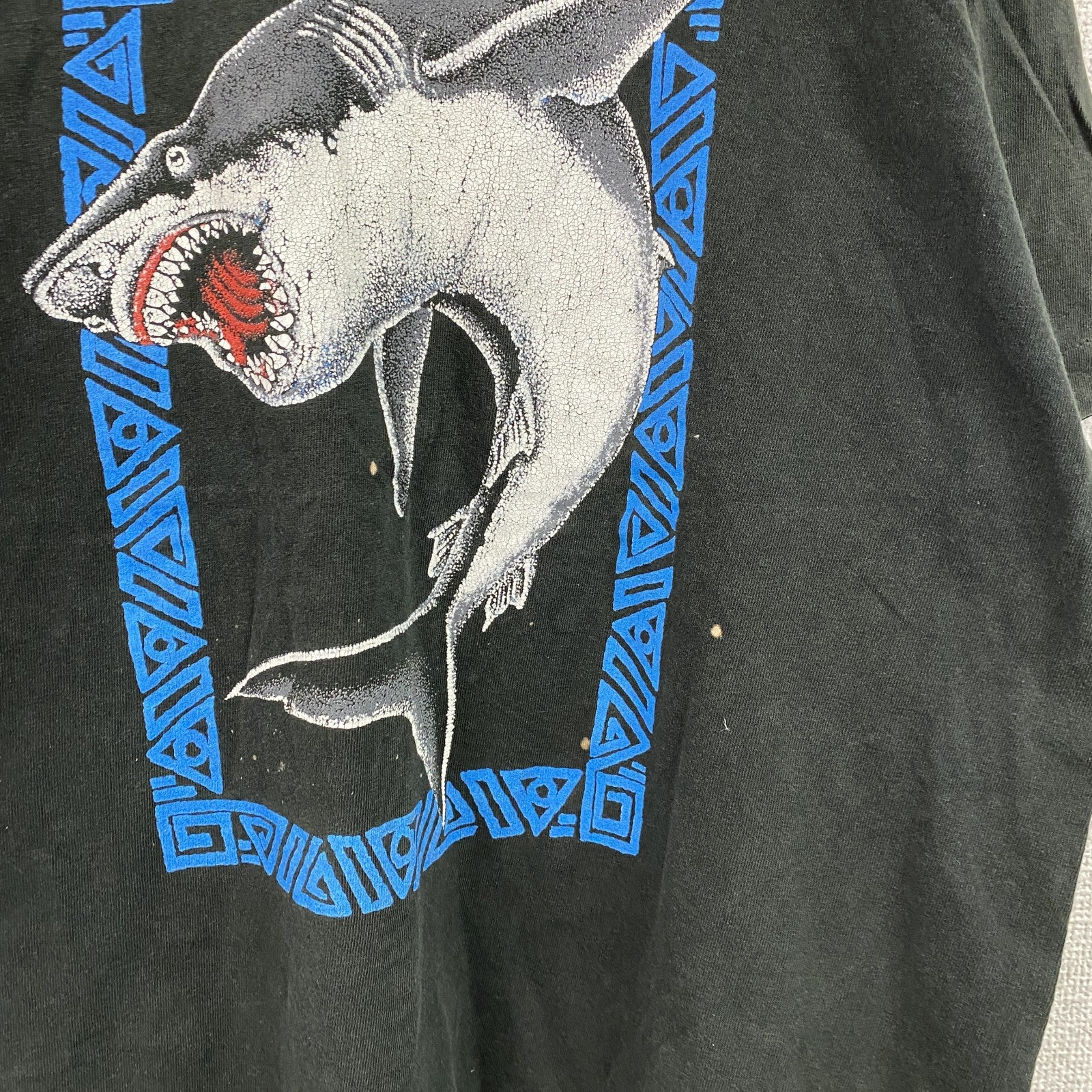 90s　FRUIT OF THE LOOM　フルーツオブザルーム　半袖プリントスーベニアTシャツ　アニマル　サメ　シングルステッチ　ヴィンテージ　黒　ブラック　Lサイズ