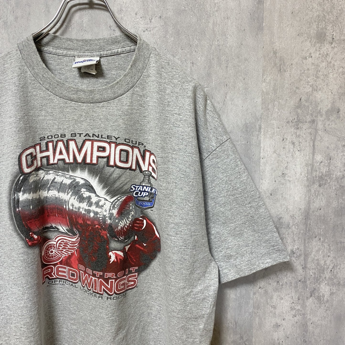 古着 used　DETROIT REDWINGS　アイスホッケー　半袖プリントTシャツ　グレー　オーバーサイズ　XLサイズ