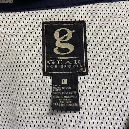 古着 used　GEAR FOR SPORTS　長袖カレッジ刺繍ナイロンジャケット　フラッグラー大学　ネイビー　レトロ　Lサイズ