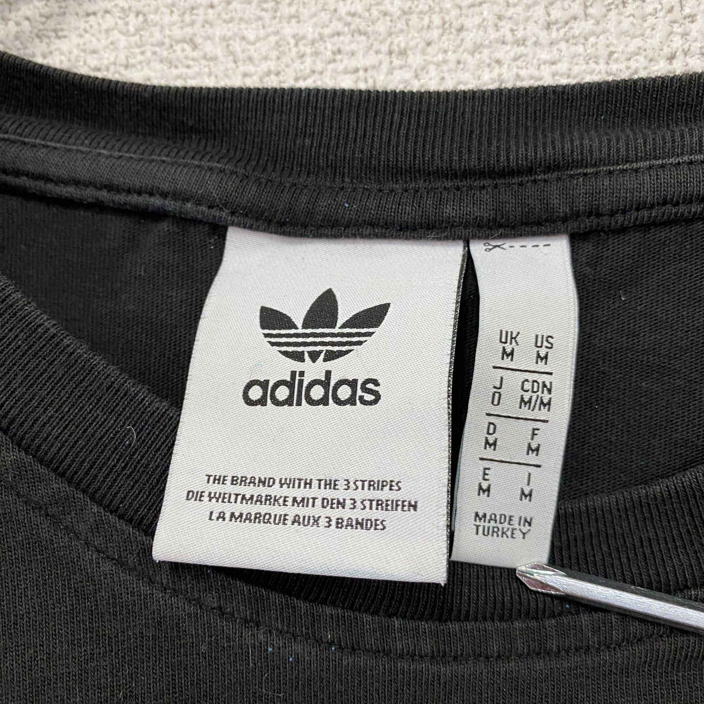 adidas　アディダス　長袖Tシャツ/ロンT　黒　ブラック　Oサイズ
