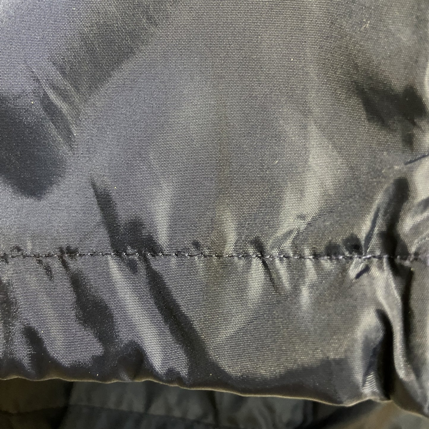古着 used　GEAR FOR SPORTS　長袖カレッジ刺繍ナイロンジャケット　フラッグラー大学　ネイビー　レトロ　Lサイズ