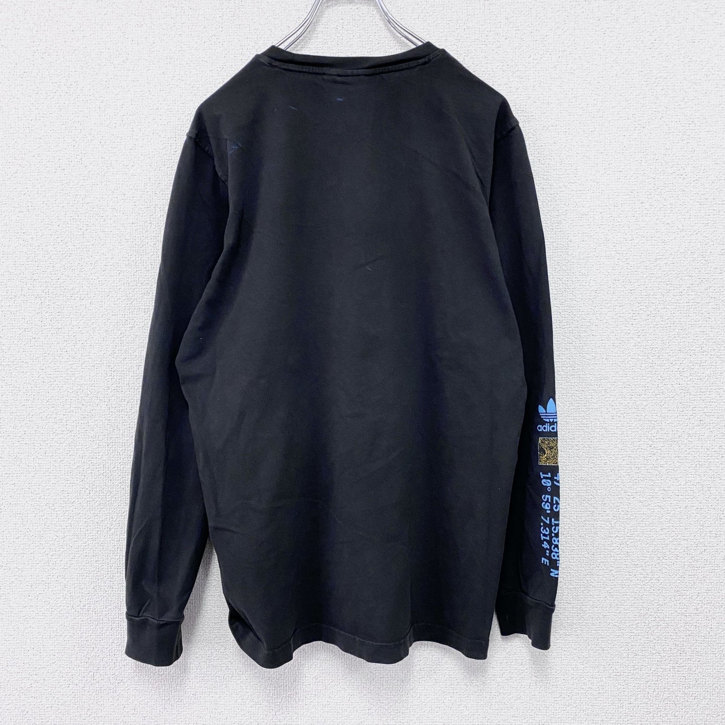 adidas　アディダス　長袖Tシャツ/ロンT　黒　ブラック　Oサイズ