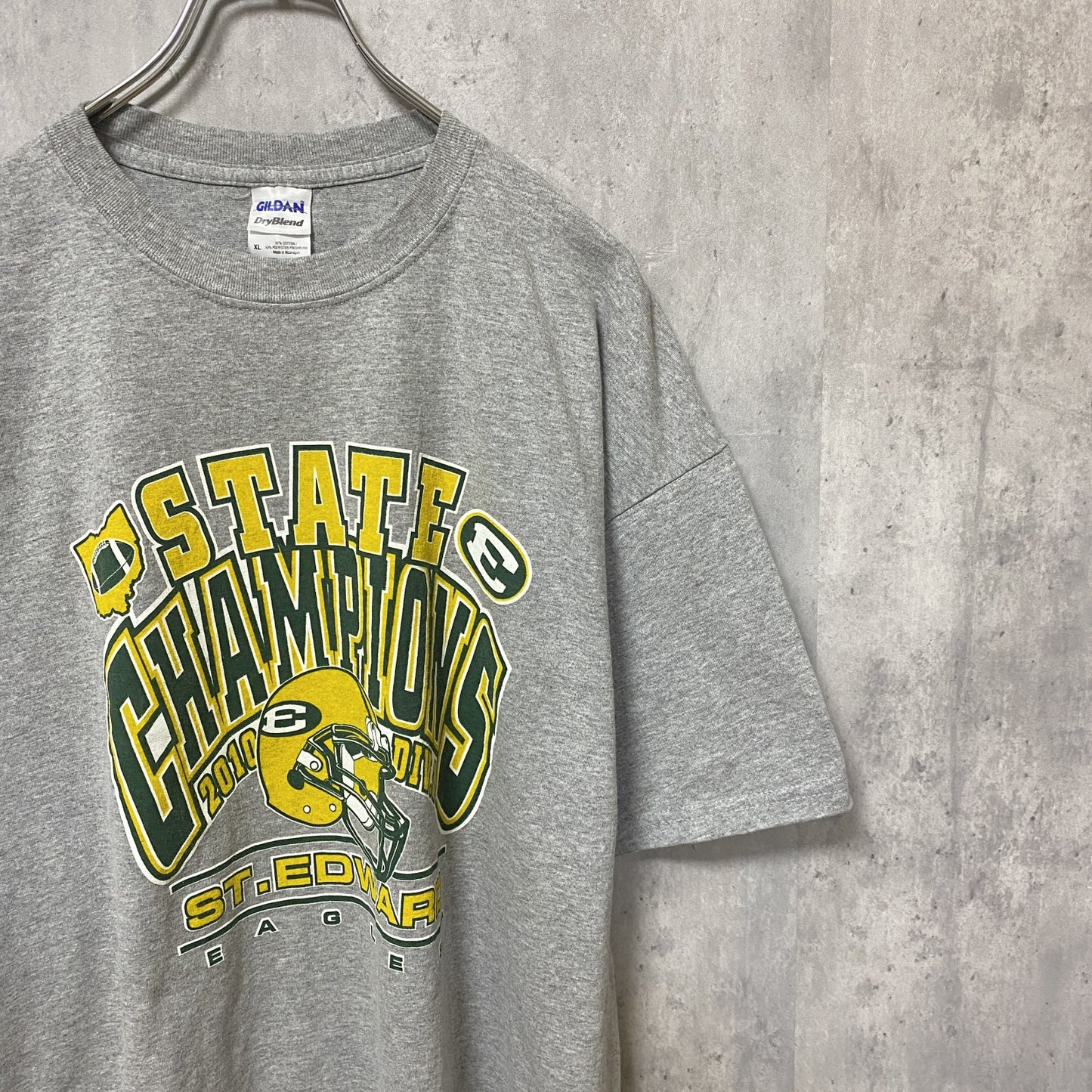古着 used　GILDAN　ギルダン　アメフト　半袖カレッジプリントTシャツ　スポーツ　グレー　オーバーサイズ　XLサイズ