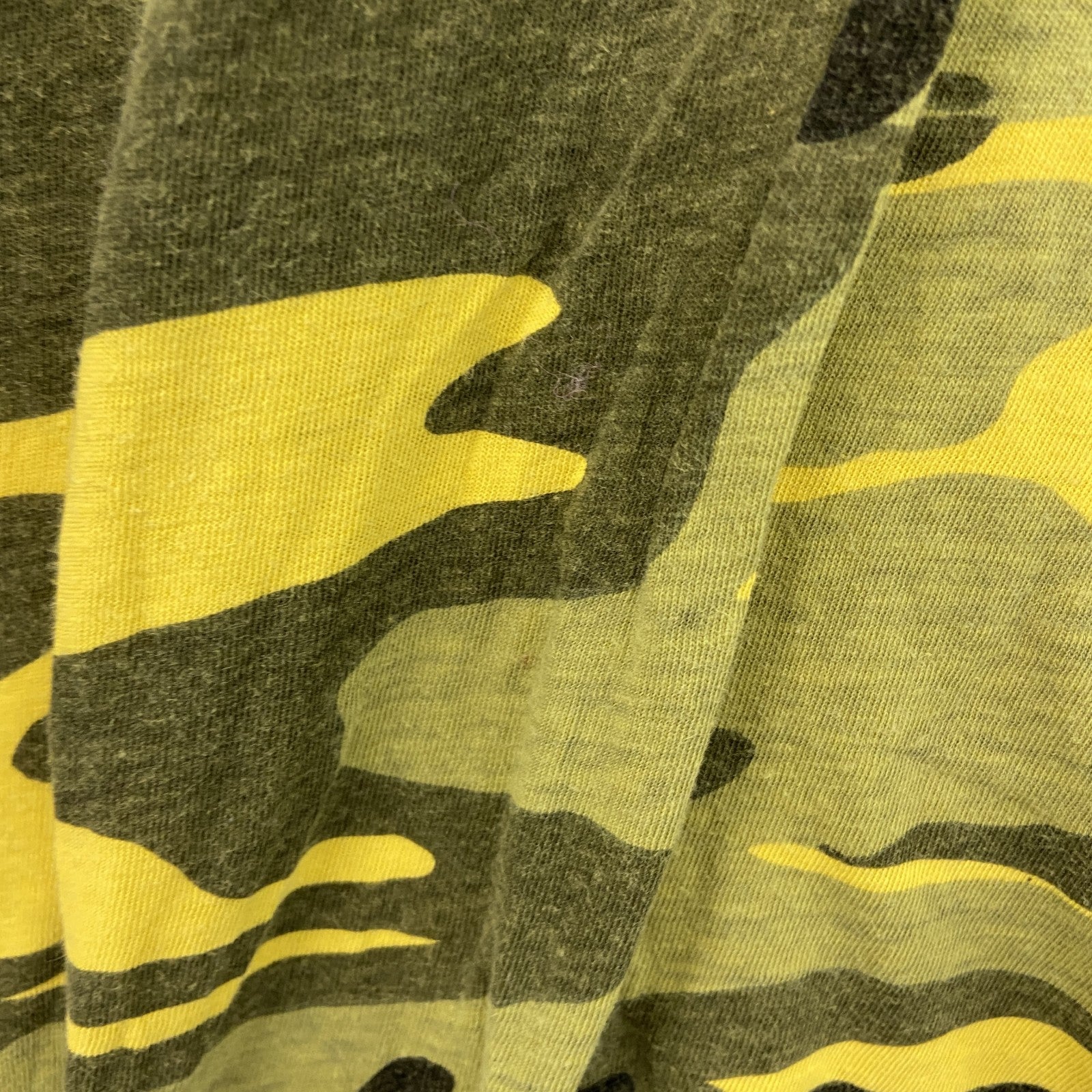 ROTHCO　ロスコ　半袖Tシャツ　迷彩柄　マルチカラー　Ｍサイズ