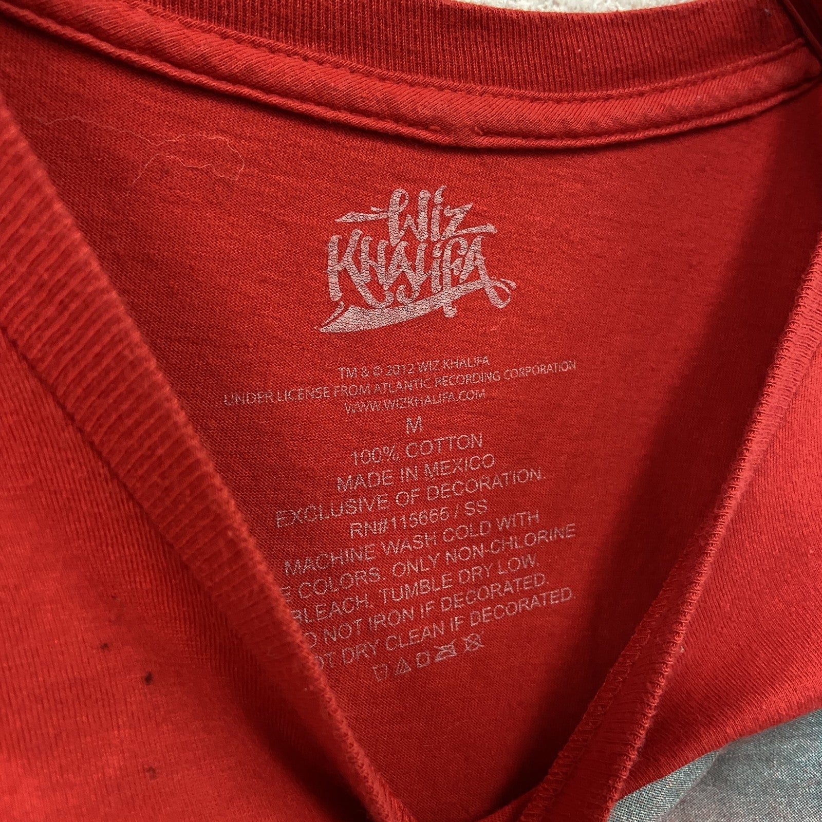 Wiz Khalifa　ウィズカリファー　半袖USラッパーTシャツ　人物T　赤　レッド　Mサイズ