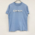 00s　DKNY　ダナキャランニューヨーク　半袖プリントTシャツ　ヴィンテージ　水色　ライトブルー