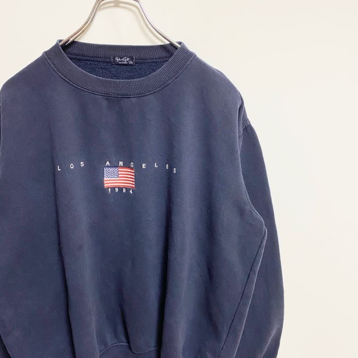 古着 used　JOHN GALT　長袖クルーネックアメリカ国旗刺繍スウェット　トレーナー　レトロデザイン　ネイビー