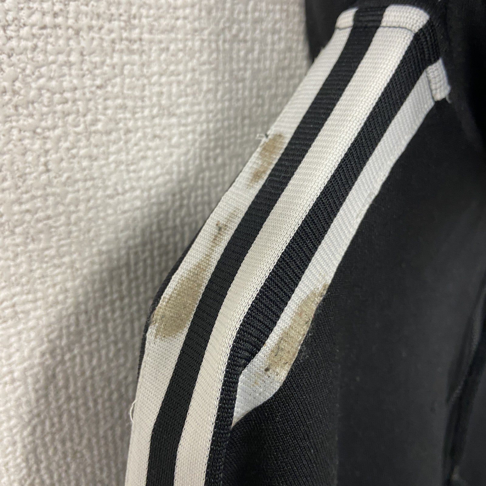 00s　adidas　アディダス　トラックジャケット/ジャージパーカー　デカロゴ　ヴィンテージ　黒　ブラック　Lサイズ