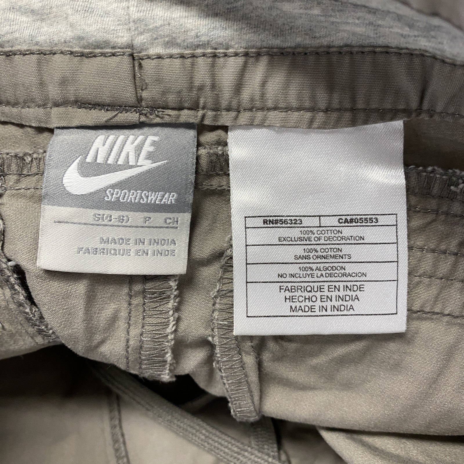 NIKE　ナイキ　ハーフパンツ　7分丈パンツ　クロップドパンツ　ジップフライ　グレージュ　Sサイズ
