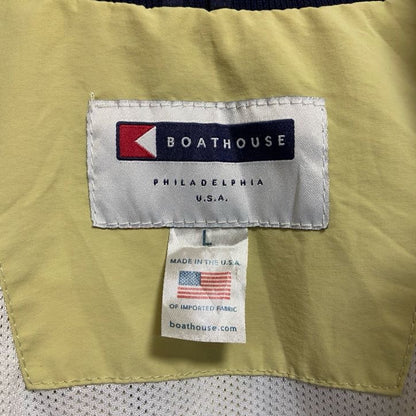 古着 used　USA製　 BOATHOUSE　長袖ハイネック刺繍ナイロンジャケット　バックプリント　ネイビー　黄色　Lサイズ