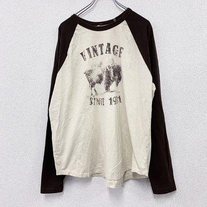 長袖プリントTシャツ/ロンT　ラグランスリーブ　3連プリント　ベージュ　茶色　ブラウン