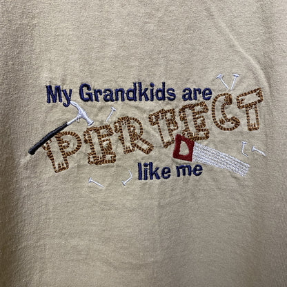 古着 used　半袖刺繍Tシャツ　キャメル色　レトロ　デザイン　個性的　クルーネック　春夏服　ビッグシルエット　オーバーサイズ