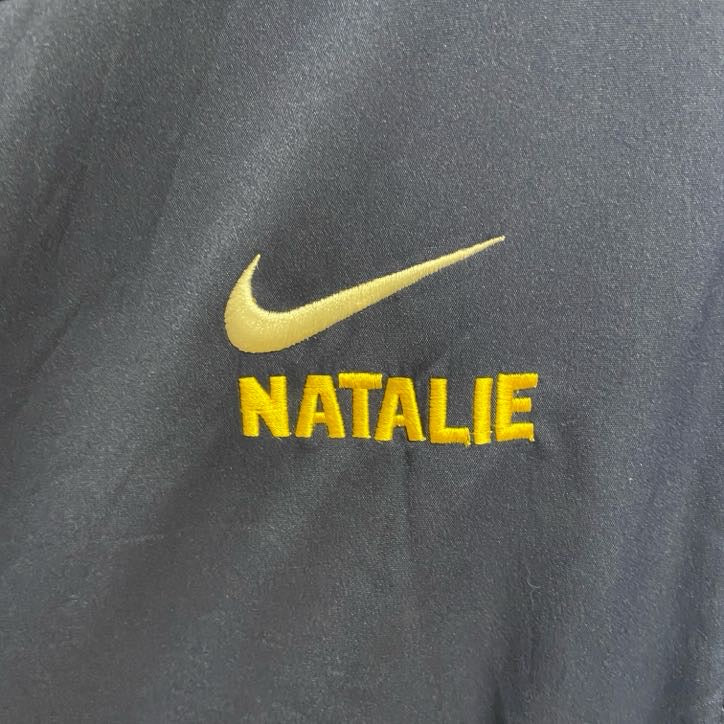 古着 used　NIKE　ナイキ　長袖ハイネックブルゾン　裏地フリースジャンパー　ワンポイント刺繍　ネイビー　秋冬服