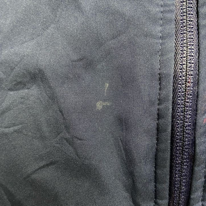 古着 used　NIKE　ナイキ　長袖ハイネックブルゾン　裏地フリースジャンパー　ワンポイント刺繍　ネイビー　秋冬服