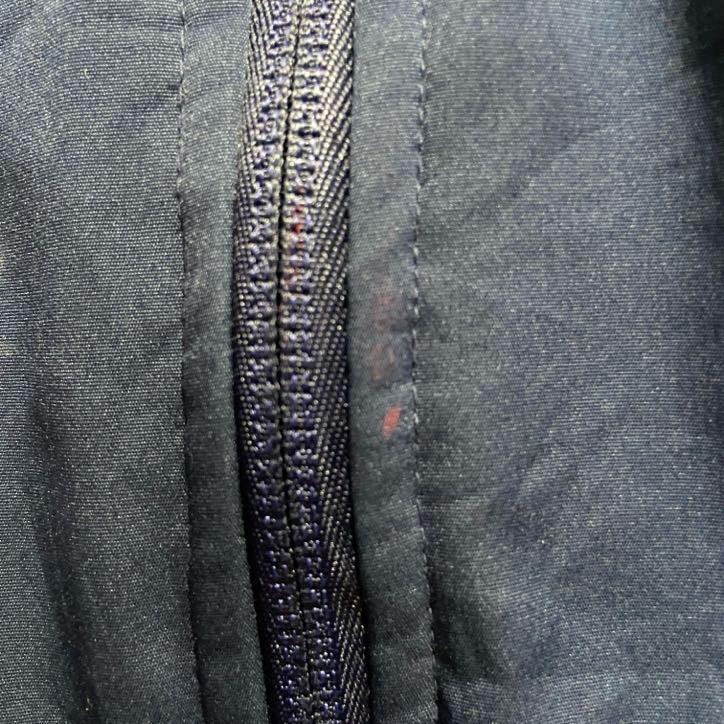 古着 used　NIKE　ナイキ　長袖ハイネックブルゾン　裏地フリースジャンパー　ワンポイント刺繍　ネイビー　秋冬服