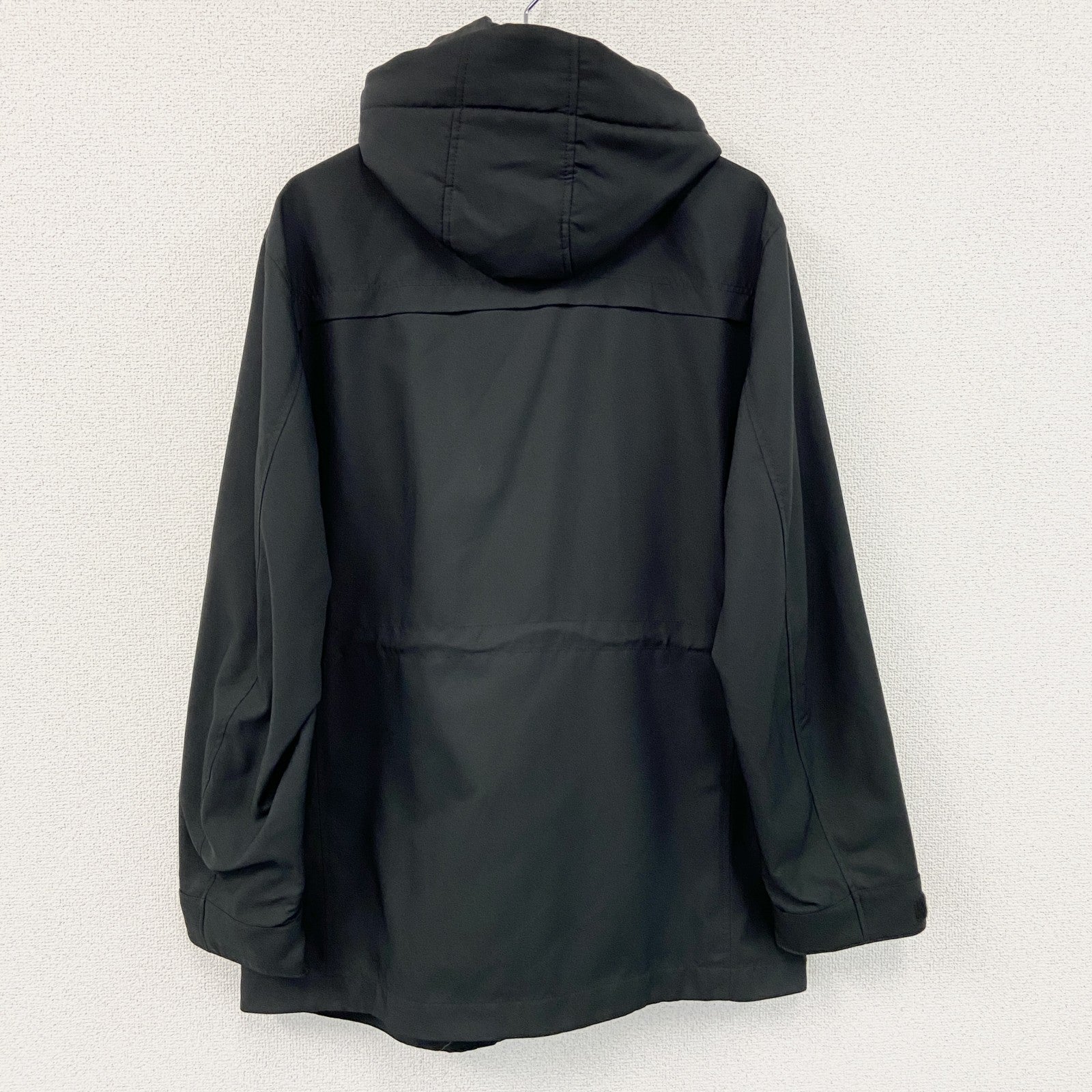 UNIQLO　ユニクロ　マウンテンパーカー　中綿入り　黒　ブラック