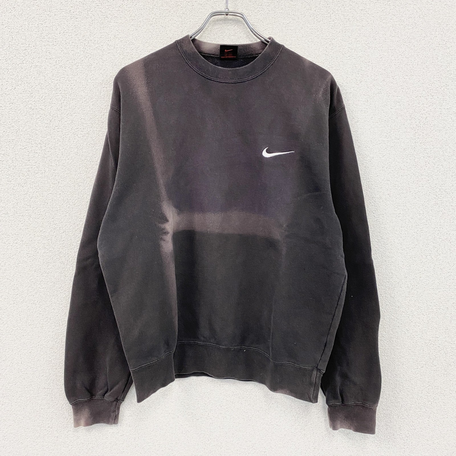 NIKE　ナイキ　スウェット/トレーナー　スウッシュ　黒　ブラック　Lサイズ