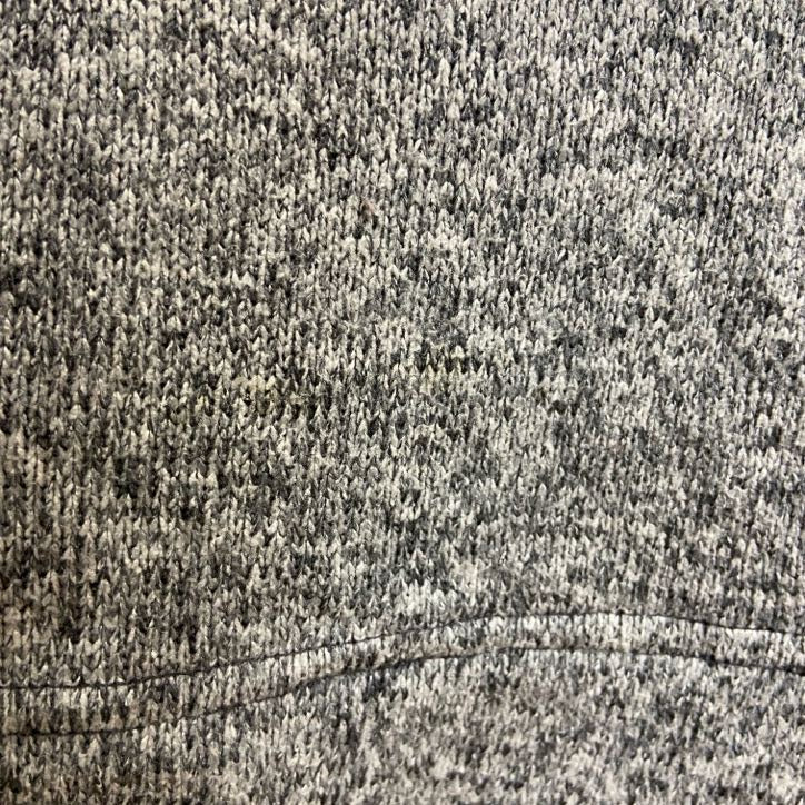 古着 used　Champion　長袖カレッジハーフジップ刺繍スウェット　トレーナー　エルムハースト大学　グレー　Lサイズ