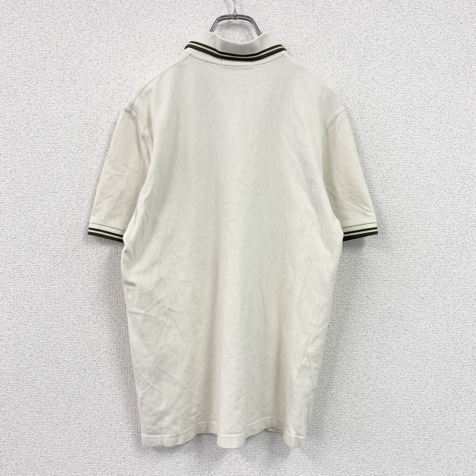 FRED PERRY　フレッドペリー　半袖ポロシャツ　刺繡ロゴ　ベージュ　40サイズ