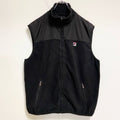 古着 used　FILA　フィラ　フリースハイネックベスト　ワンポイント刺繍　メリーランド大学　黒　ブラック　Lサイズ