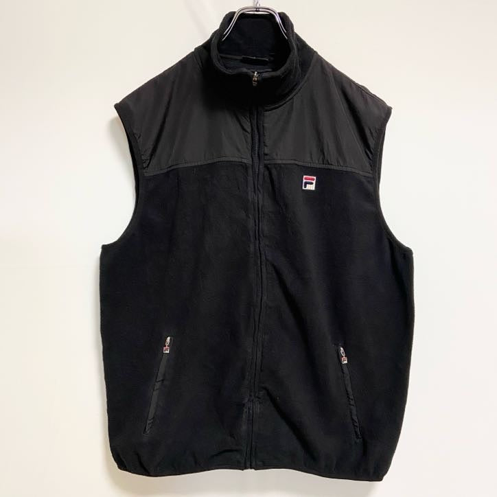 古着 used　FILA　フィラ　フリースハイネックベスト　ワンポイント刺繍　メリーランド大学　黒　ブラック　Lサイズ