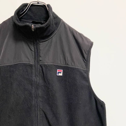 古着 used　FILA　フィラ　フリースハイネックベスト　ワンポイント刺繍　メリーランド大学　黒　ブラック　Lサイズ