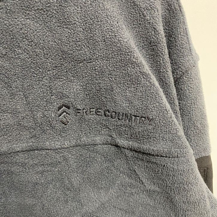 古着 used　FREE COUNTRY　長袖フルジップフリースジャケット　ロゴ刺繍　ノームコア　チャコール　Mサイズ