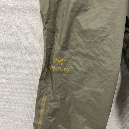 ARC’TERYX　アークテリクス　GORE-TEX　THETA LT　ナイロンパンツ　カーキ　Mサイズ