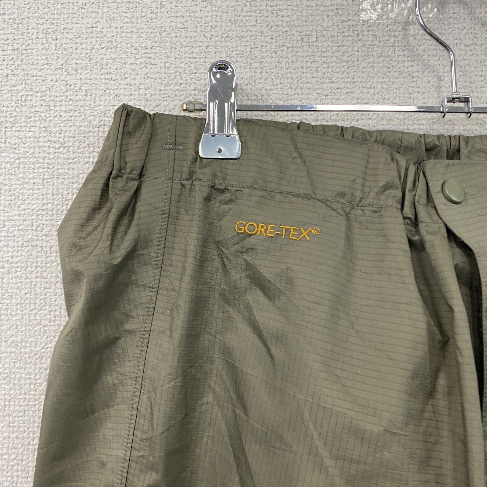 ARC’TERYX　アークテリクス　GORE-TEX　THETA LT　ナイロンパンツ　カーキ　Mサイズ