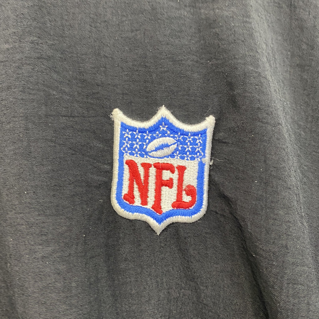 NFL　プルオーバーナイロンジャケット　黒　ブラック　Lサイズ