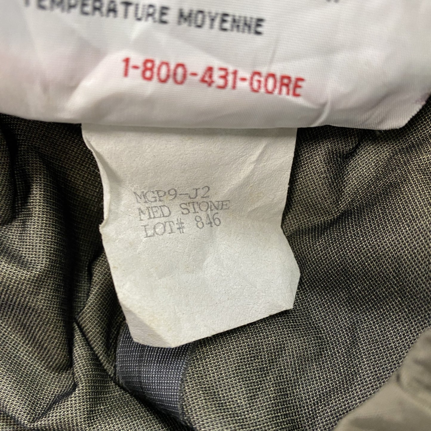 ARC’TERYX　アークテリクス　GORE-TEX　THETA LT　ナイロンパンツ　カーキ　Mサイズ