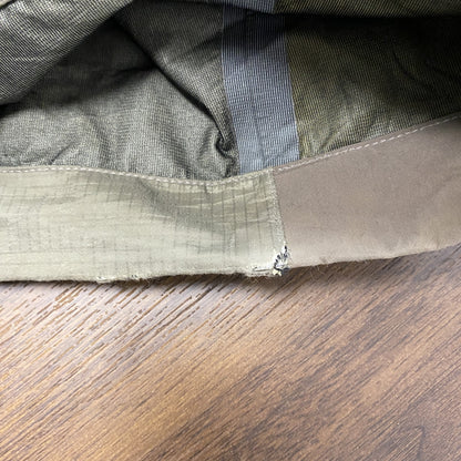 ARC’TERYX　アークテリクス　GORE-TEX　THETA LT　ナイロンパンツ　カーキ　Mサイズ