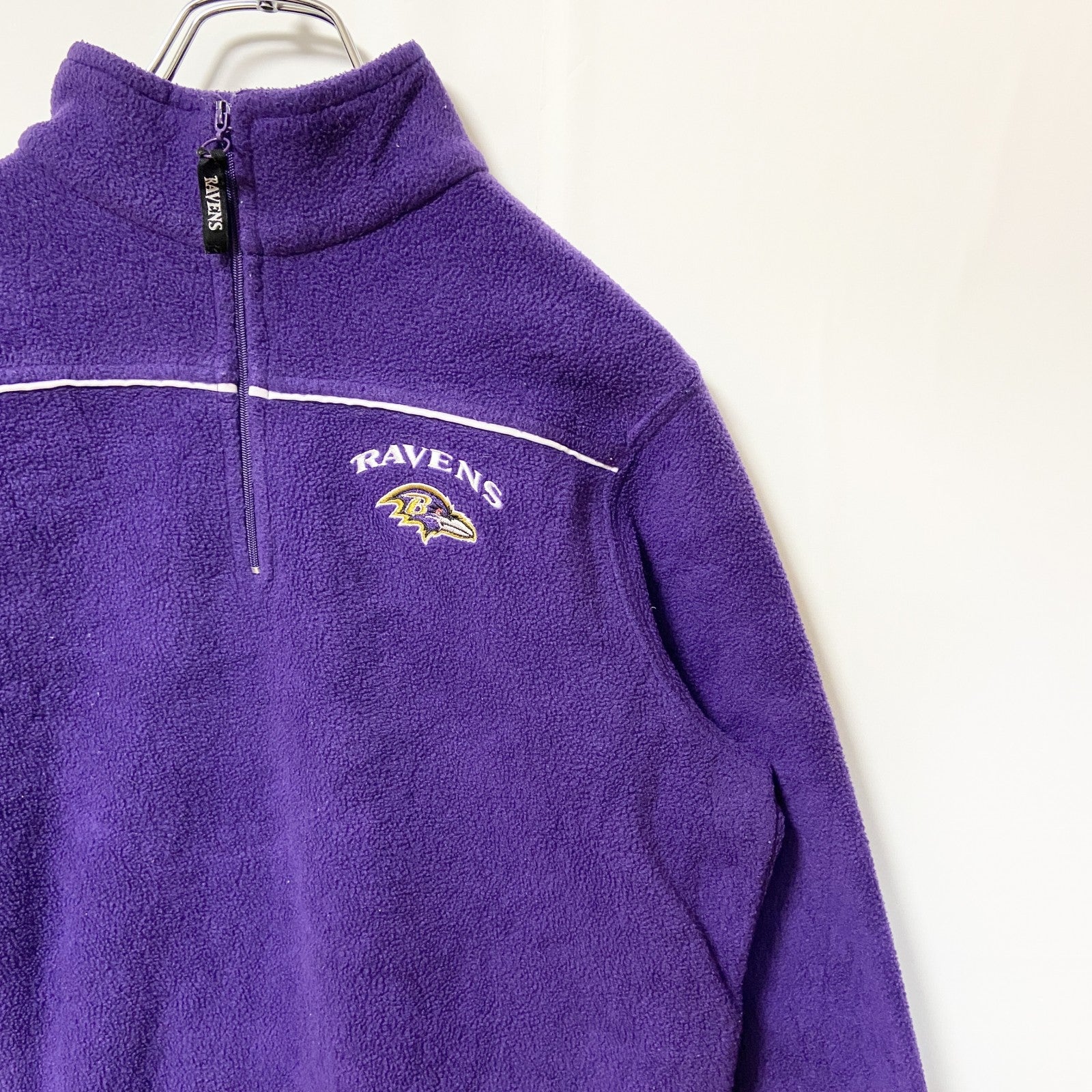 古着 used　NFL RAVENS　レイブンズ　長袖ハーフジップフリースジャケット　ワンポイント刺繡　アメフト　紫　Lサイズ