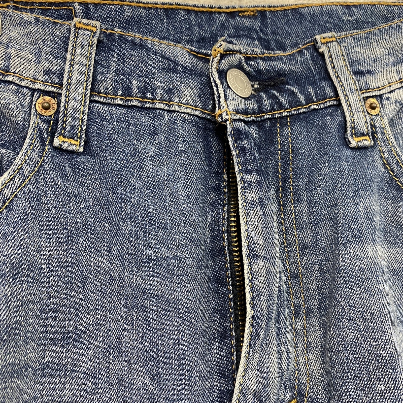 Levi’s　リーバイス　505　デニムハーフパンツ/ジーンズ　縦落ち　フェード　ジップフライ　インディゴ　W34サイズ