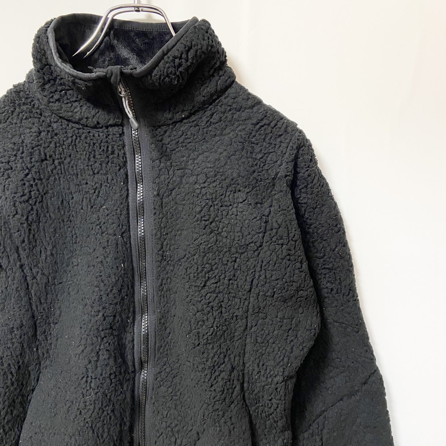 古着 used　champion　チャンピオン　長袖ボアフリースジャケット　フルジップ　レトロデザイン　黒　Mサイズ