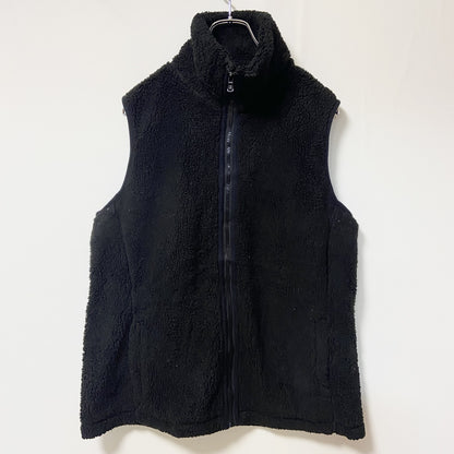 古着 used　CHAPS チャップス　ジップアップフリースベスト　ボア生地　ノームコア　黒　シンプル　レトロデザイン　XLサイズ