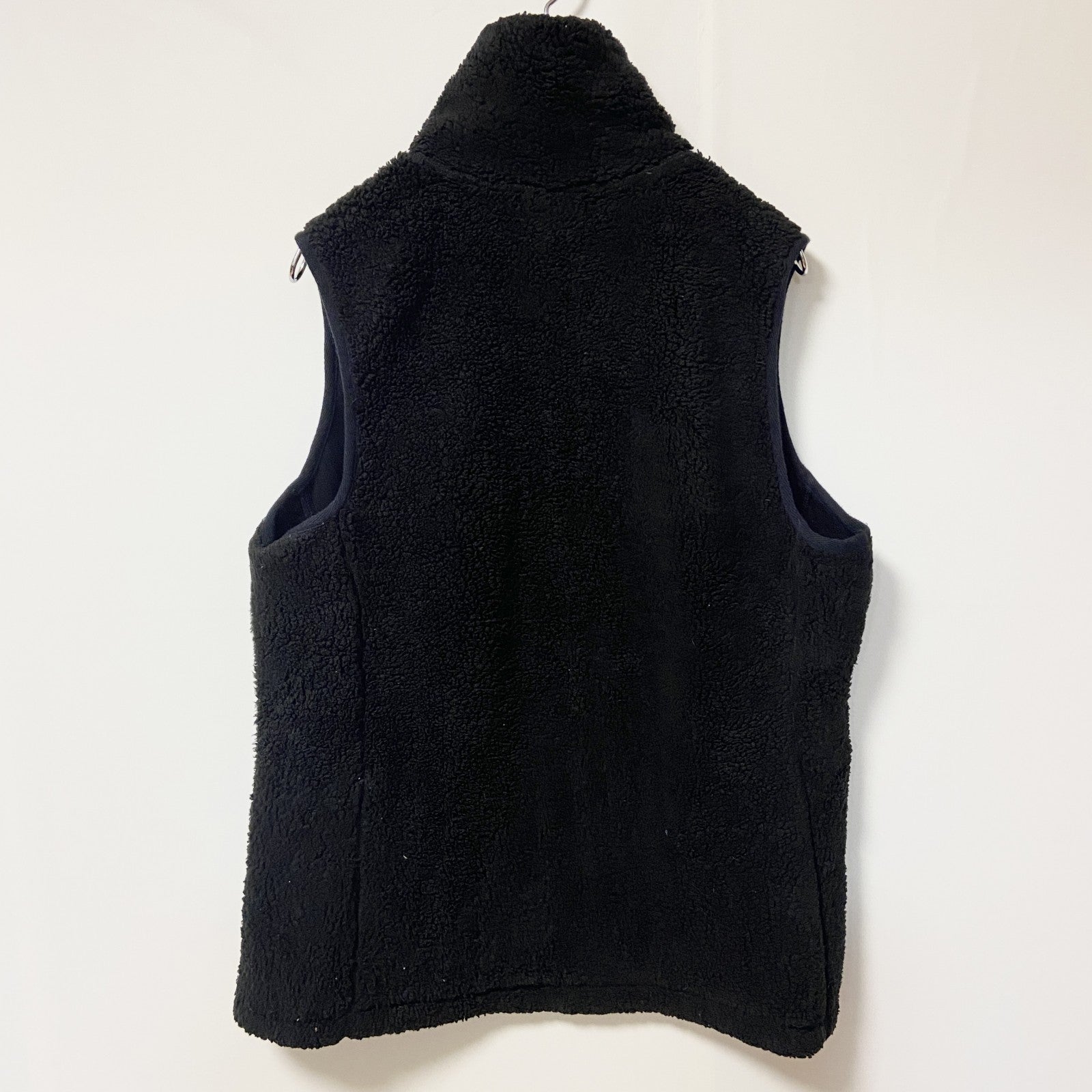 古着 used　CHAPS チャップス　ジップアップフリースベスト　ボア生地　ノームコア　黒　シンプル　レトロデザイン　XLサイズ