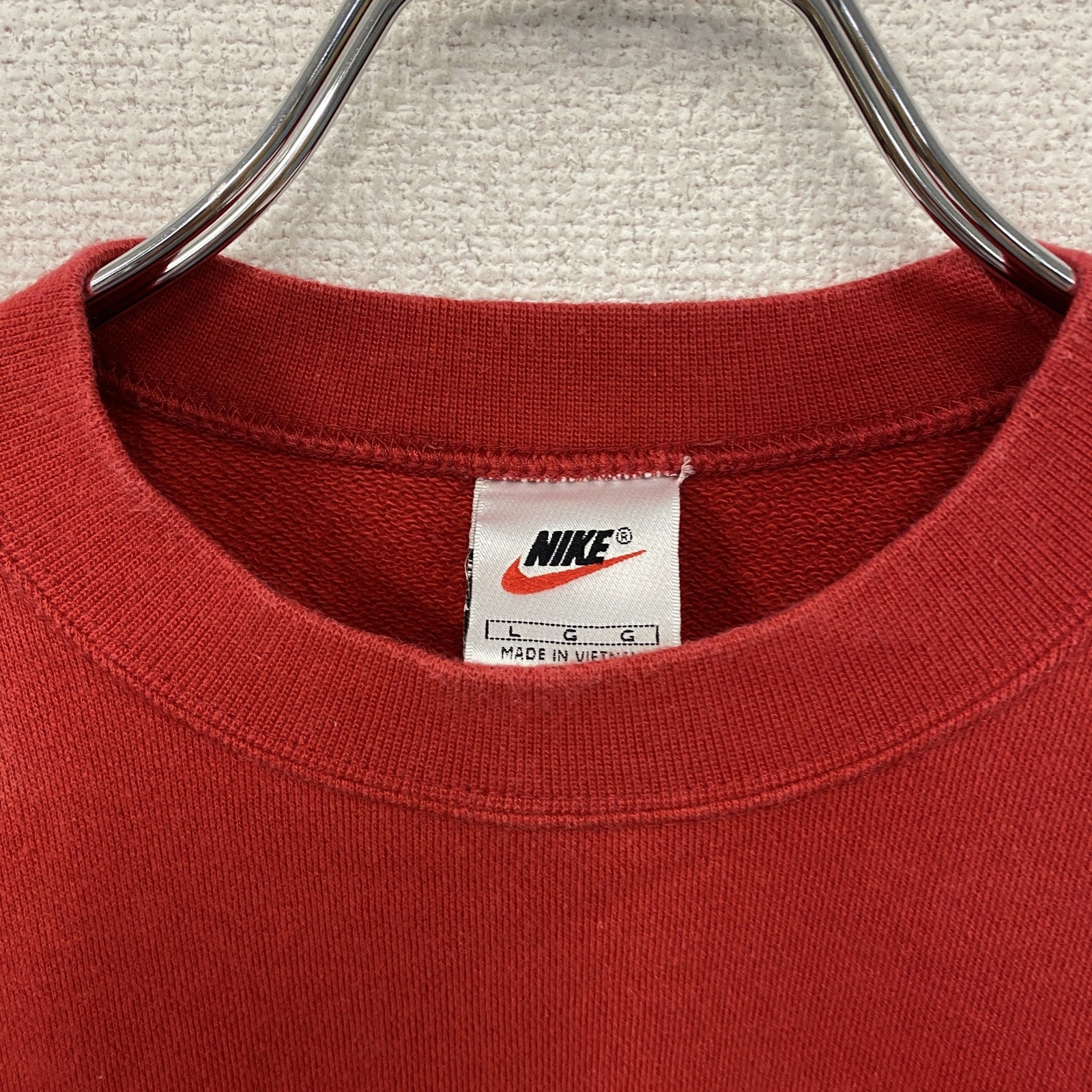 NIKE　ナイキ　スウェット/トレーナー　スウッシュ　赤　レッド　Lサイズ