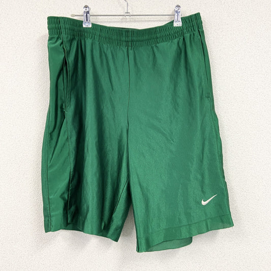 NIKE BASKETBALL　ナイキ　ハーフパンツ/ショートパンツ　バスケットボールパンツ　スウッシュ　緑　グリーン　Lサイズ